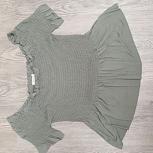 🖤SALE🖤New Smock Top!